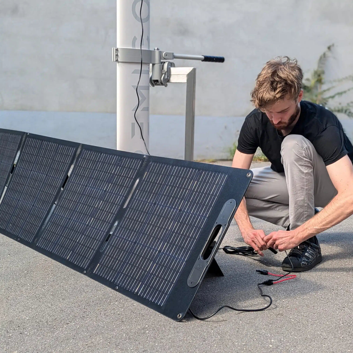 Remigo Solar Charging Set-Up