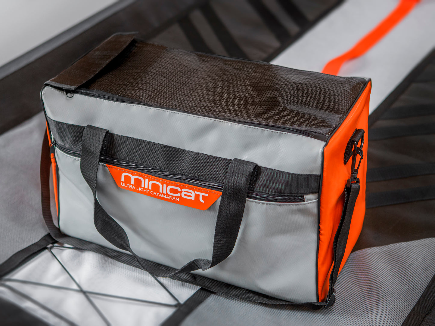 1068 Waterproof MiniCat bag